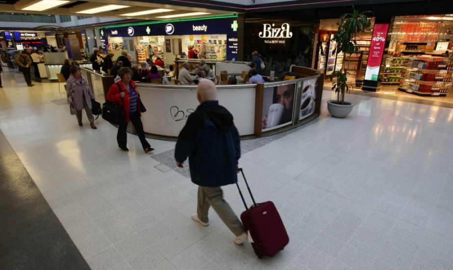 Disruptions At Manchester Airport After Power Cut