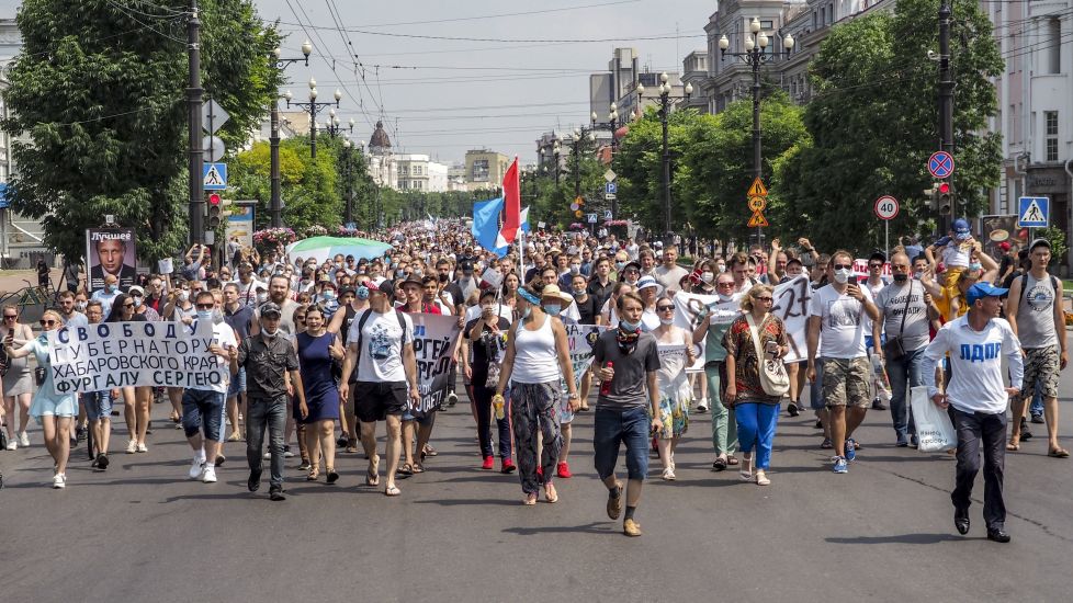 Mass Protests Rock City In Russia’s Far East After Governor’s Arrest